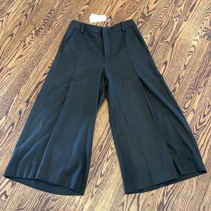 BNWT Vince olive green wide leg size 4